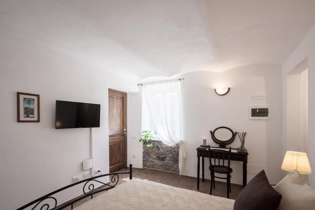 La Crociata Bed & Breakfast ซาร์ซานา ภายนอก รูปภาพ